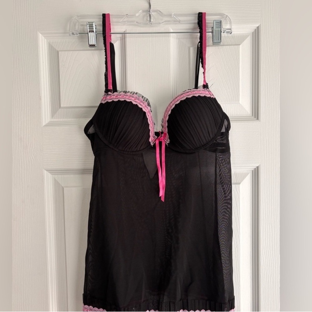 Chic Black Chemise with Pink Lace Trim